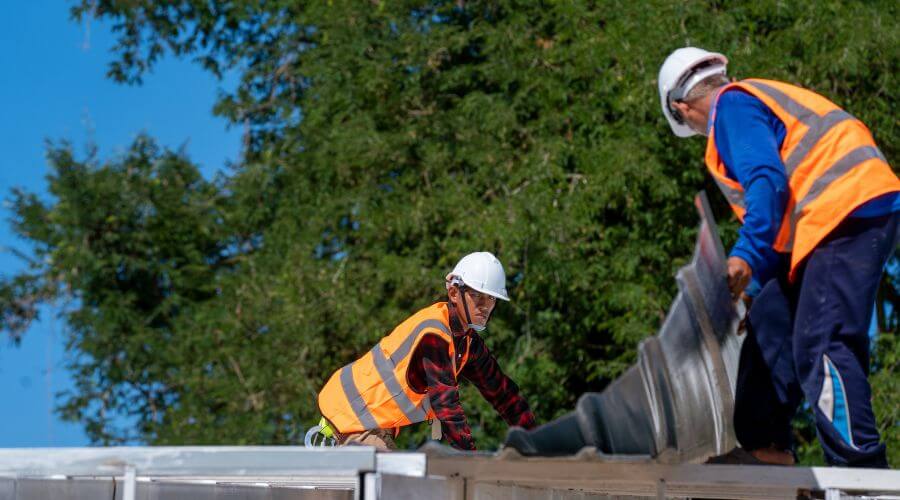Professional new roof installation services in Escanaba, MI